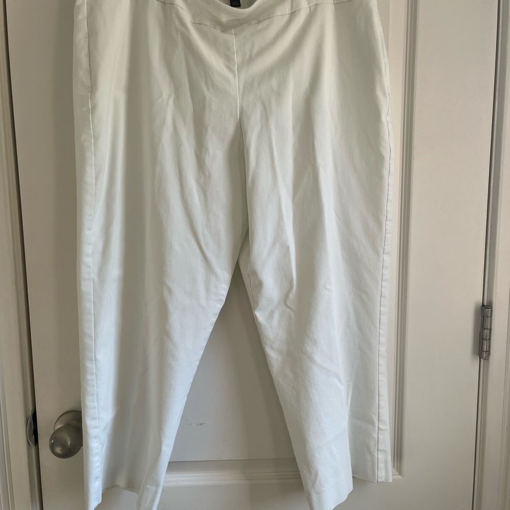 JM Collection Women's Pull-On Capri Tummy-Control Pants - XL** - Picture 3 of 5
